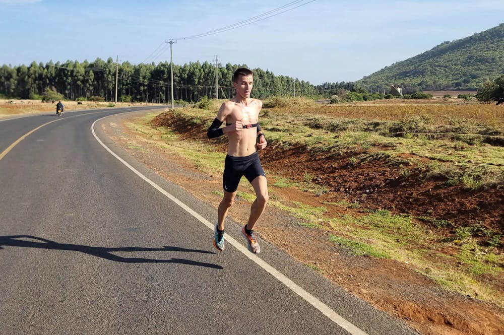 Από τον μαραθώνιο των Ολυμπιακών Αγώνων στην «πρώτη γραμμή» του πολέμου για την πατρίδα του: Η ιστορία του Ουκρανού M. Nyzhnyk runbeat.gr